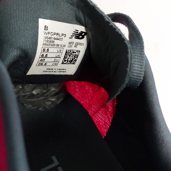 New Balance Womens Size 8.5B Pink Fuel Cell Propel V3 #WFCPRLP3 - Picture 6 of 8